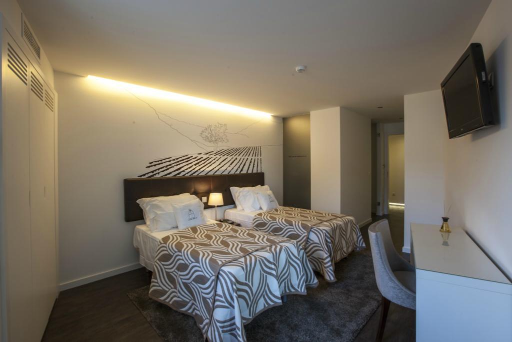 בית הארחה טורה דה מונקורבו 	Casa Dona Maria Luiza מראה חיצוני תמונה