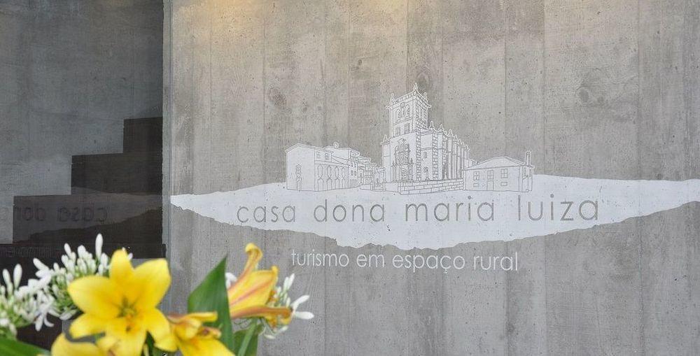 בית הארחה טורה דה מונקורבו 	Casa Dona Maria Luiza מראה חיצוני תמונה